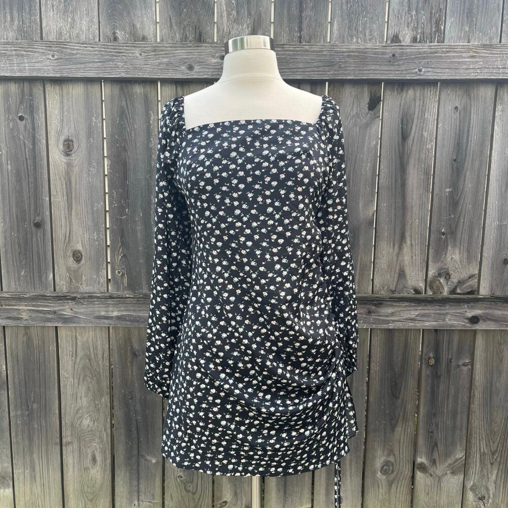 Lulus • Growing in the Garden Black Floral Print Long Sleeve Dress